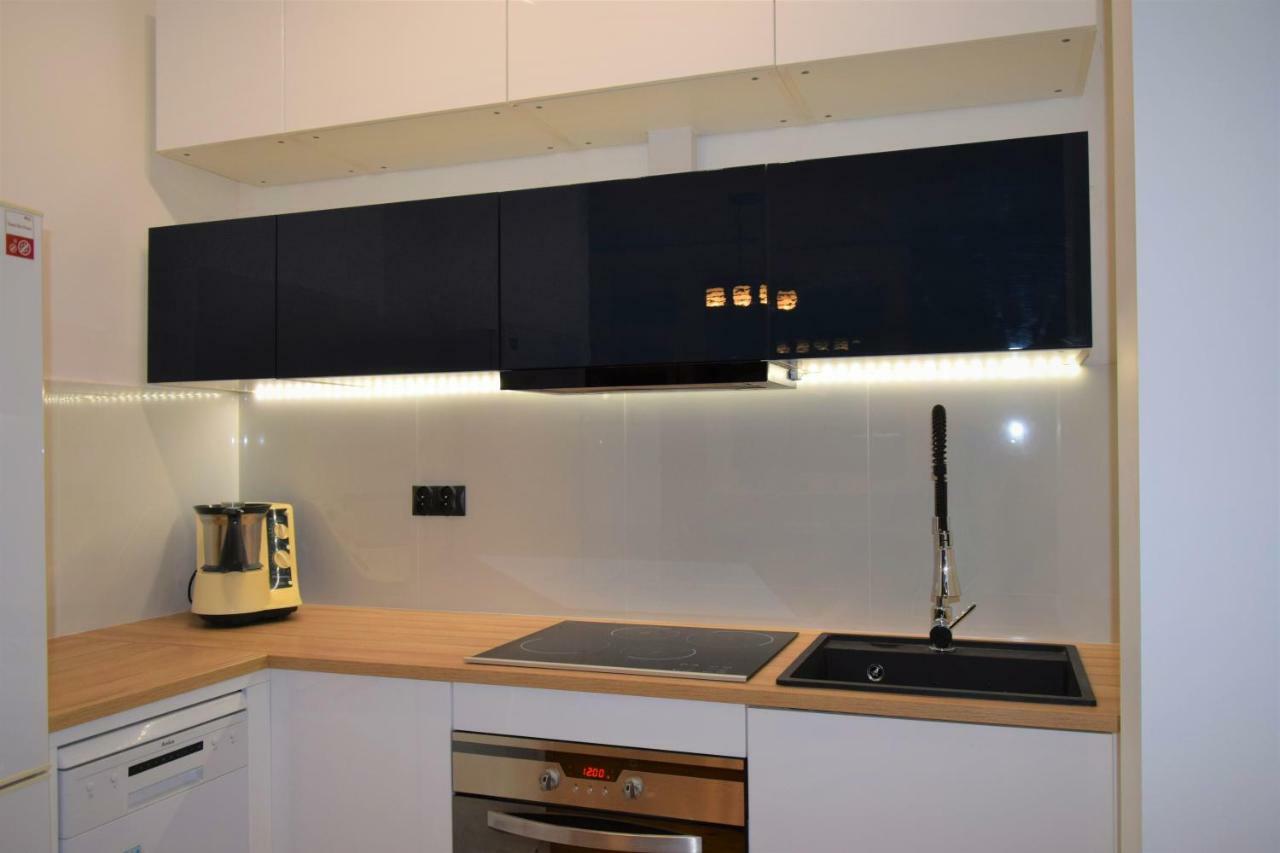 Apartament 2-Pokojowy Gdynia Swietojanska Luaran gambar